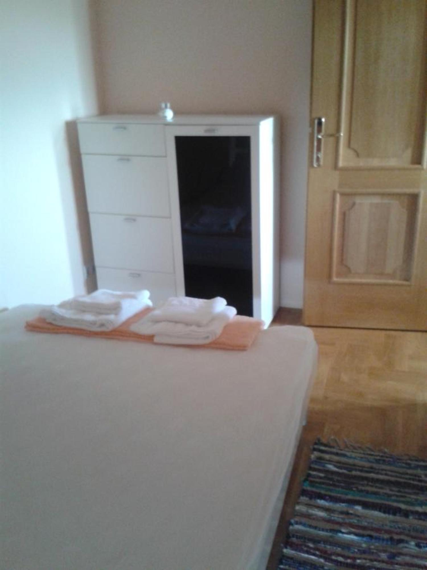 Apartmani Svalina - Seaview And 130M From Beach تروغير المظهر الخارجي الصورة