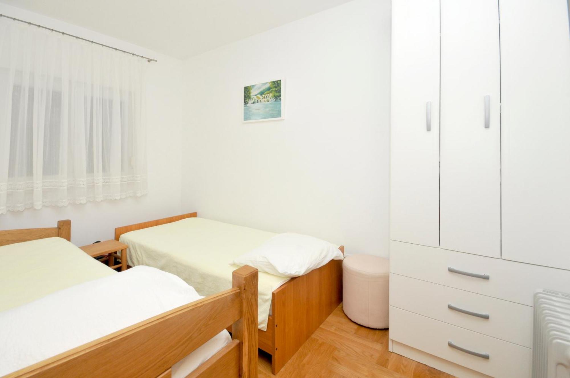 Apartmani Svalina - Seaview And 130M From Beach تروغير المظهر الخارجي الصورة