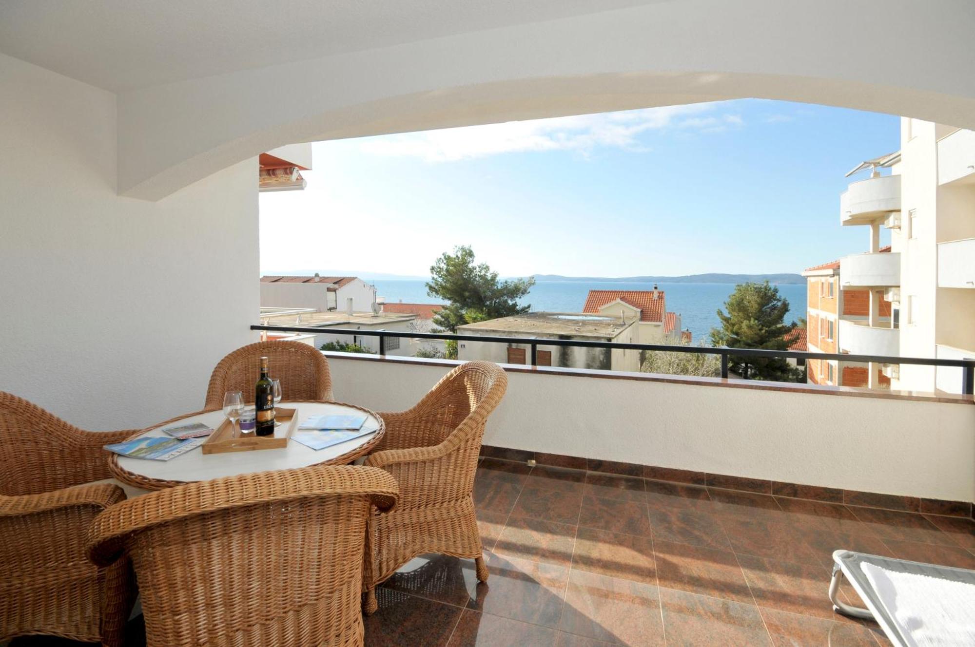 Apartmani Svalina - Seaview And 130M From Beach تروغير المظهر الخارجي الصورة
