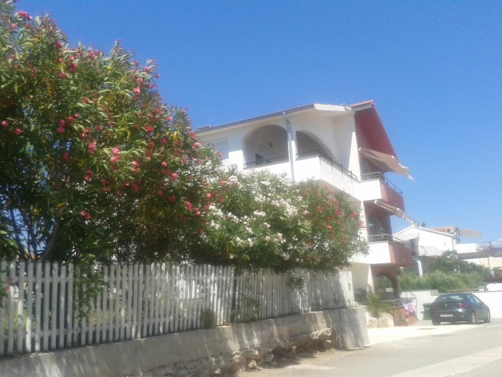 Apartmani Svalina - Seaview And 130M From Beach تروغير المظهر الخارجي الصورة
