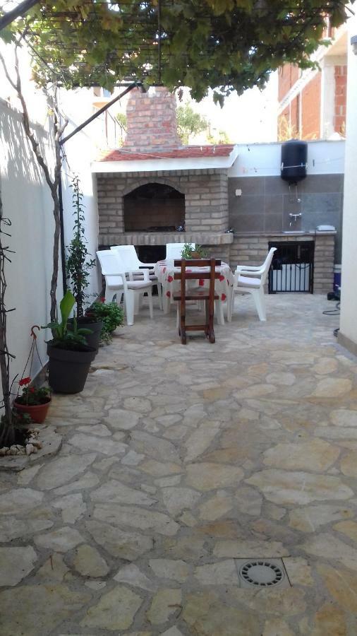 Apartmani Svalina - Seaview And 130M From Beach تروغير المظهر الخارجي الصورة